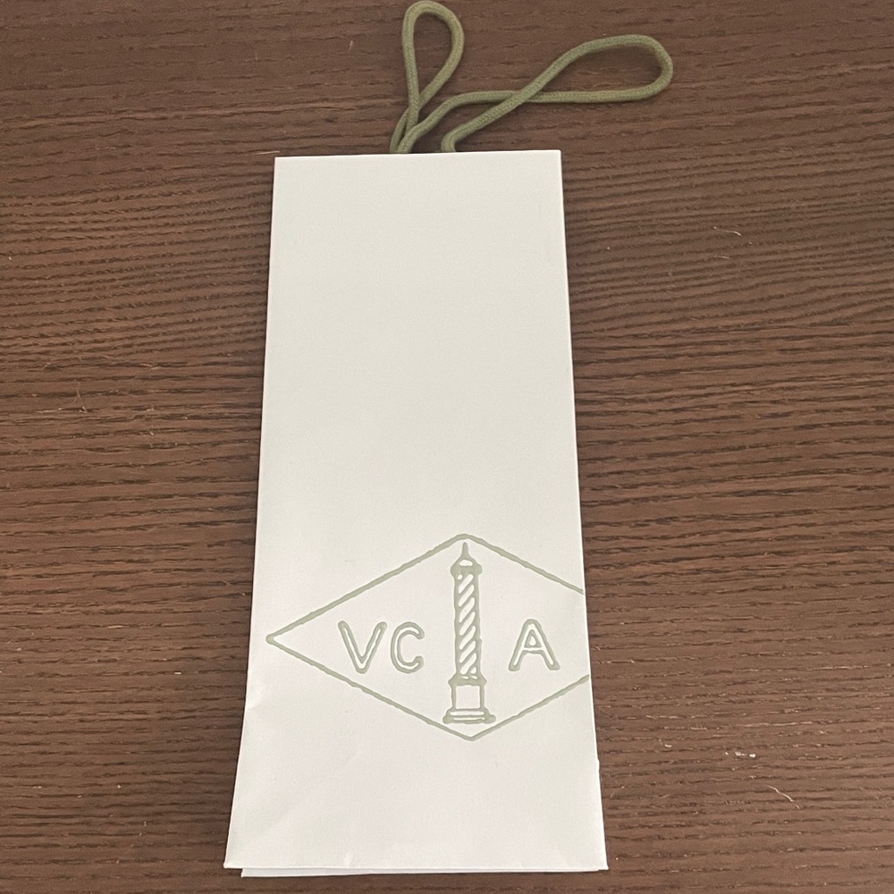 van Cleef and Arpels paper bag with cotton handles